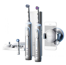 Bild zu BRAUN Oral-B Genius 8900 elektrische Zahnbürste mit 2. Handstück für 99,90€