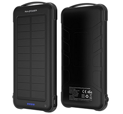 Bild zu RAVPower 10.000mAh mit Solarladegerät für 21,99€