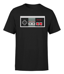 Bild zu Nintendo T-Shirt NES Controller Chest (Damen, Herren & Kinder) für je 10,99€