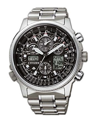 Bild zu Amazon.fr: Citizen Skyhawk (JY8020-52E) Herrenuhr (Funk, Solar, Titan, Saphirglas) für 519,08€ inkl. Versand (Vergleich: 634,95€)