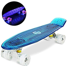 Bild zu WeSkate Cruiser Skateboard mit LED für 17,10€