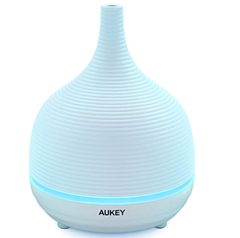 Bild zu AUKEY Aroma Diffuser Ultraschall 500ml mit 7 LED Farben für 21,99€