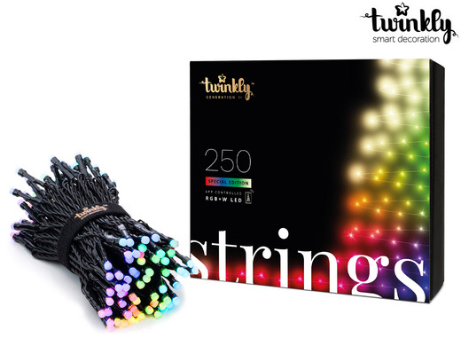 Bild zu Twinkly LED-Lichterkette RGB und Weiß mit 250 LEDs für 95,90€ (Vergleich: 135,90€)