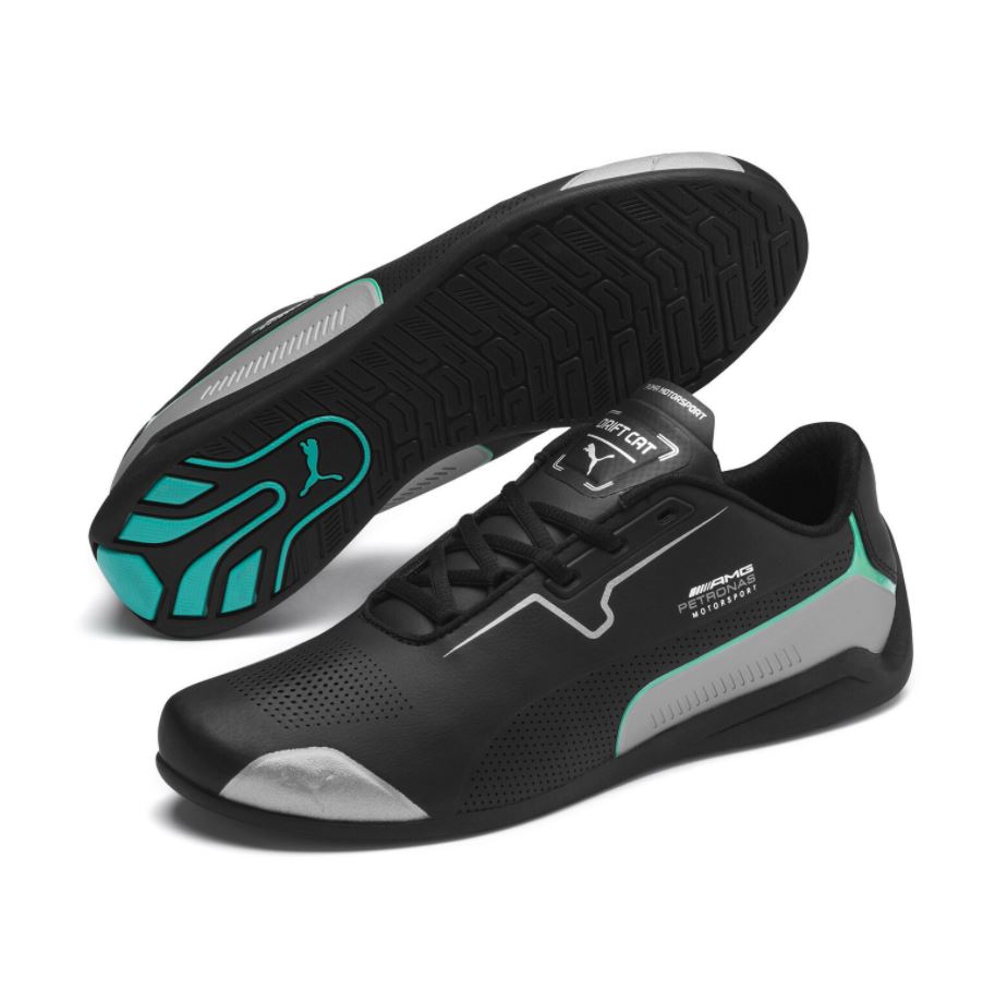 Bild zu PUMA Mercedes Drift Cat 8 Sneaker / Laufschuhe in Schwaz oder Weiß (Gr.: 39 – 48,5) für 37,95€ (VG: 69,95€)