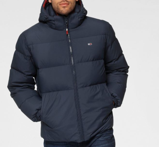 Bild zu Tommy Hilfiger Essential Down Hooded Jacket in 6 Farben (Gr.: S (46) – XXL (54) ) für 114,94€ (VG: 158,92€)