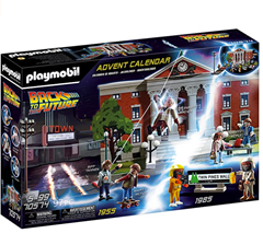 Bild zu PLAYMOBIL Adventskalender 2021 – 70574 Back To The Future mit Sammelfiguren und Zubehörteilen ab 13,49€ (VG: 26,76€)