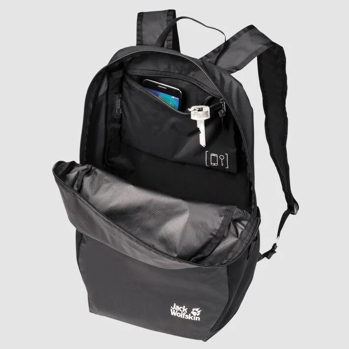 Bild zu Jack Wolfskin JWP PACK 18l Tagesrucksack in Schwarz oder Blau ab 19,95€ zzgl. evtl. Versand (VG: ab 24,99€)