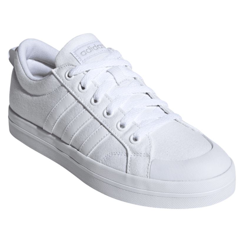 Bild zu adidas Damen Sneaker Bravada weiß (Gr.: 36 – 43 1/3) für 32,99€ (VG: 41,30€)