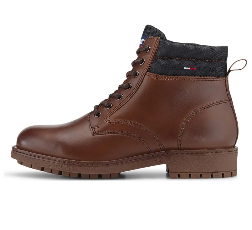 Bild zu Tommy Jeans Classic Leder-Boots (Gr.: 40 – 46) für 53,52€ (VG: 66,94€)