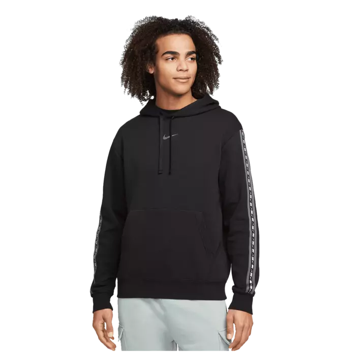 Bild zu Nike Hoodie Sportswear Repeat Fleece für 39,99€ (Vergleich: 47,04€)