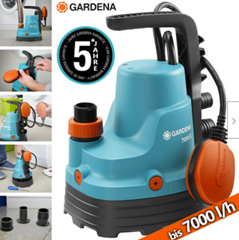 Bild zu Gardena Klarwasser Tauchpumpe (bis 7000l/h) für 39,99€ (VG: 44,99€) – 5 Jahre Garantie