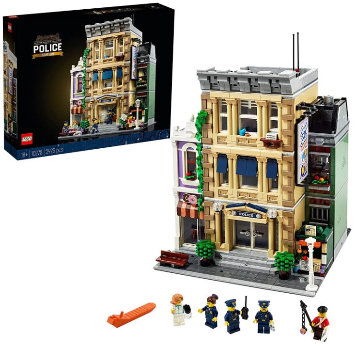 Bild zu LEGO Creator – Polizeistation (10278) für 139,99€ (VG: 152,89€)