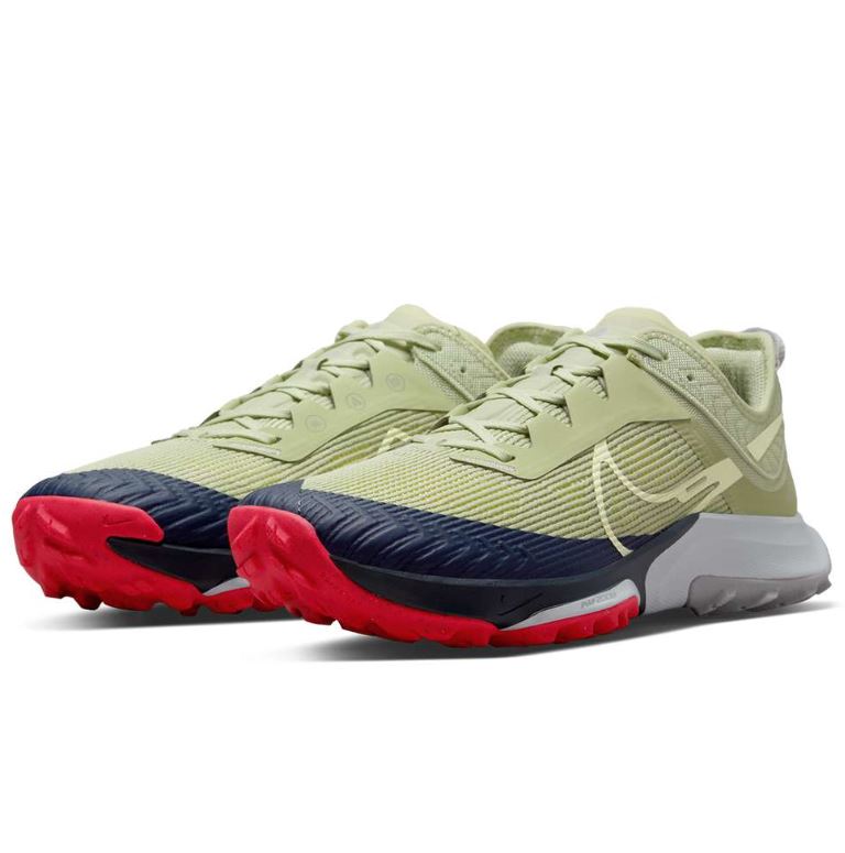 Bild zu [endet morgen um 12Uhr] Nike Laufschuh Air Zoom Terra Kiger 8 olivgrün/dunkelblau (Gr.: 39 – 44) für 69,99€ (VG: 97,96€)