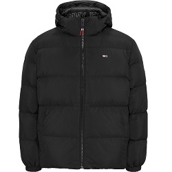 Bild zu Herren Daunenjacke Tommy Jeans TJM Essential im M und XXL für 126,95€ (Vergleich: 159€)