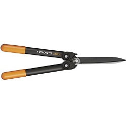 Bild zu 57cm Getriebe-Heckenschere Fiskars PowerGear II HS72 für 34,99€ (Vergleich: 39,41€)