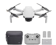 Bild zu [Top] DJI Mini 2 SE Fly More Combo Drohne, Weiß für 299€ (VG: 361,46€)