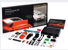 Bild zu Franzis Adventskalender RS – 911 Carrera RS 2.7 ab 44,95€ (Vergleich: 77,34€)