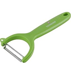 Bild zu Zweischneidiger Victorinox Sparschäler mit Zackenschliff für 3,49€ (Vergleich: 8,85€)